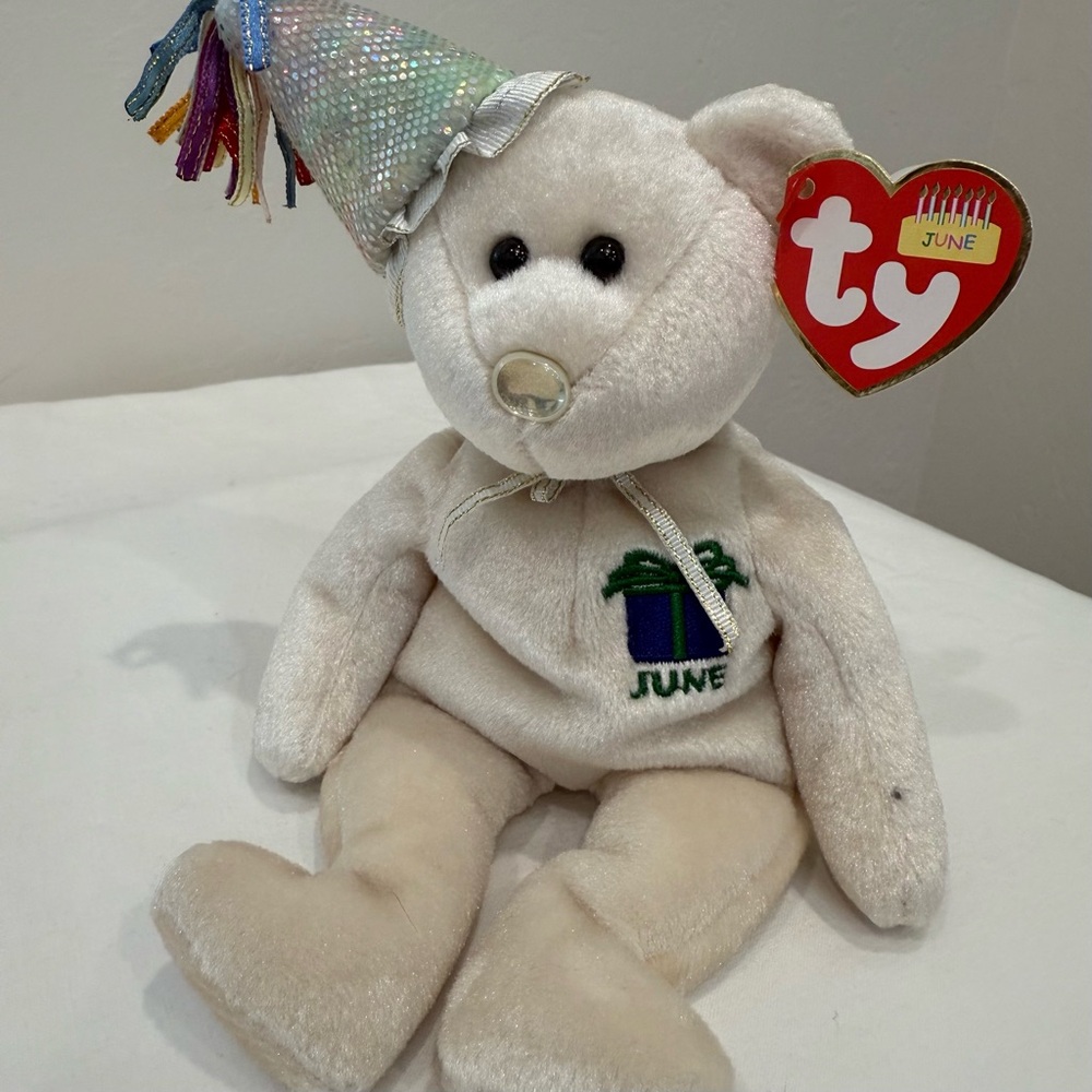 “June” Beanie Baby Birthday Bear — Ty Beenie Babies W/ Tags + Display Case! 🩵